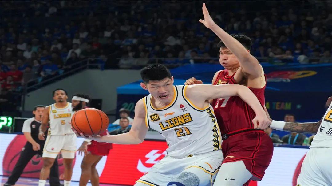 包含广厦男篮发布备战花絮,国际比赛日遗憾出局,社区盾任务艰巨,细节决定成败的词条 包含广厦男篮发布备战花絮,国际比赛日遗憾出局,社区盾任务艰巨,细节决定成败的词条